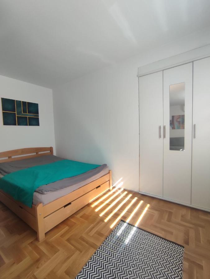 Apartman Buda Lukavica Exterior photo